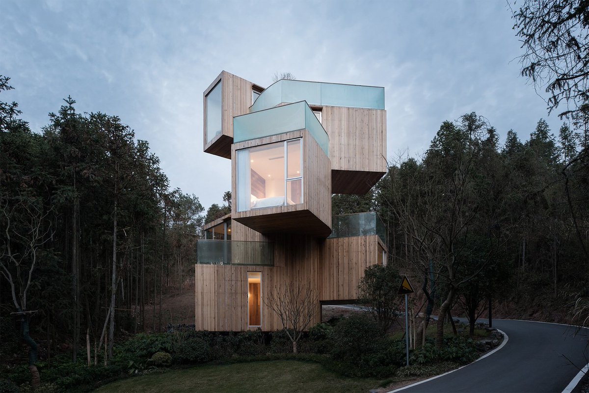 Catalogo_ARQ's tweet photo. #CasaDelArbol en la #montaña de #Qiyun (#Xiuning, #Anhui, #China)
Por: #BengoStudio
https://t.co/vWgkiL2tCe https://t.co/xgZcAoGhJV