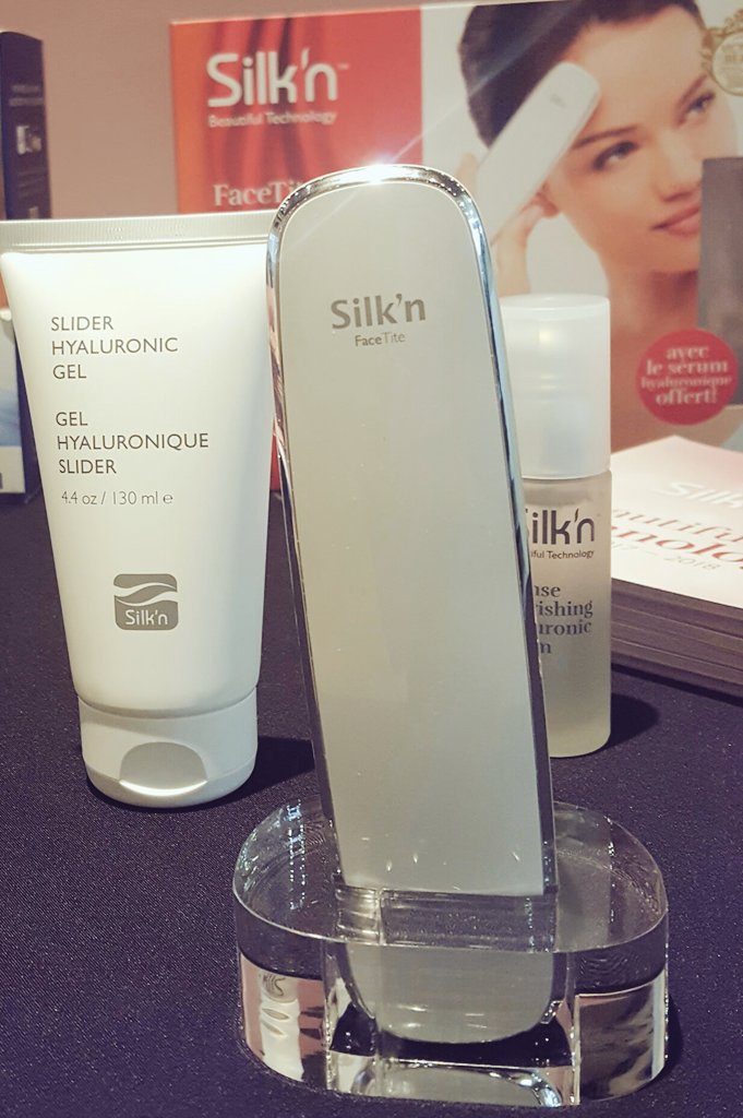 Open2Europe's tweet photo. Raffermissement et peau neuve assuré avec le Face Tite de Silk'n. 😍 #BeautyDayO2E #Beaute https://t.co/YSdmbREjAE