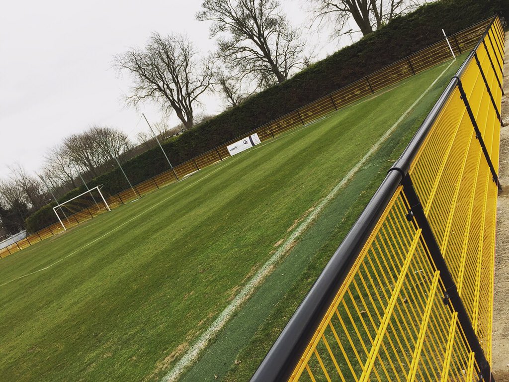 ClarkeFencing's tweet photo. Our last day @MildenhallTown 350 meters supplied and fitted please could I ask anyone reading this to please re-tweet as we love #nonleague https://t.co/QFcO3Ll4hs