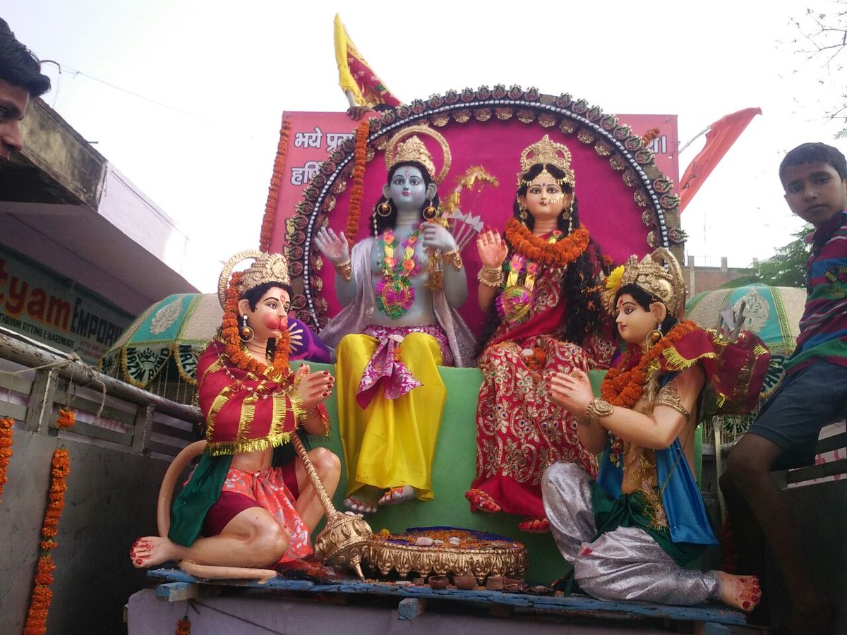 dmnalanda's tweet photo. नालन्दा में और मजबूत हुई गंगा-जमुनी संस्कृति की विरासत। श्री रामनवमी शोभा यात्रा में दिखी साम्प्रदायिक सौहार्द की अद्भुत मिसाल...
@NitishKumar @narendramodi @IPRD_Bihar @PMOIndia @ZeeBiharNews @ChoubeyDadda @DDNewsLive https://t.co/7W2QyPjE1I