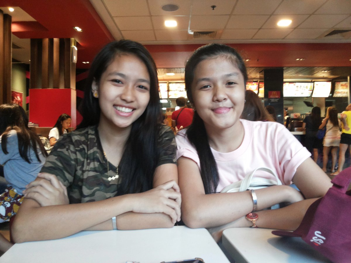 geedeej's tweet image. Thankyou girls. Malapit na kayong maging kaladkarin hahaha chrt!  Sa ngayon super kailangan talaga kayo ni nanay. 😭 Mwaaa 😘 #DiscipleshipRelationship