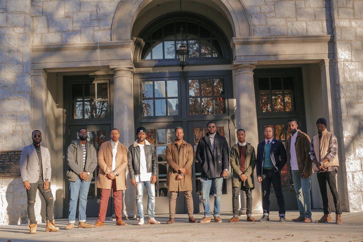 LifeofLique's tweet image. 3 years in the game with my LBs!!! Crazy how time flies. Wouldn’t trade it for the world. #ΦΒΣ #PiAlpha #14GOARBM 🤘🏽🔵