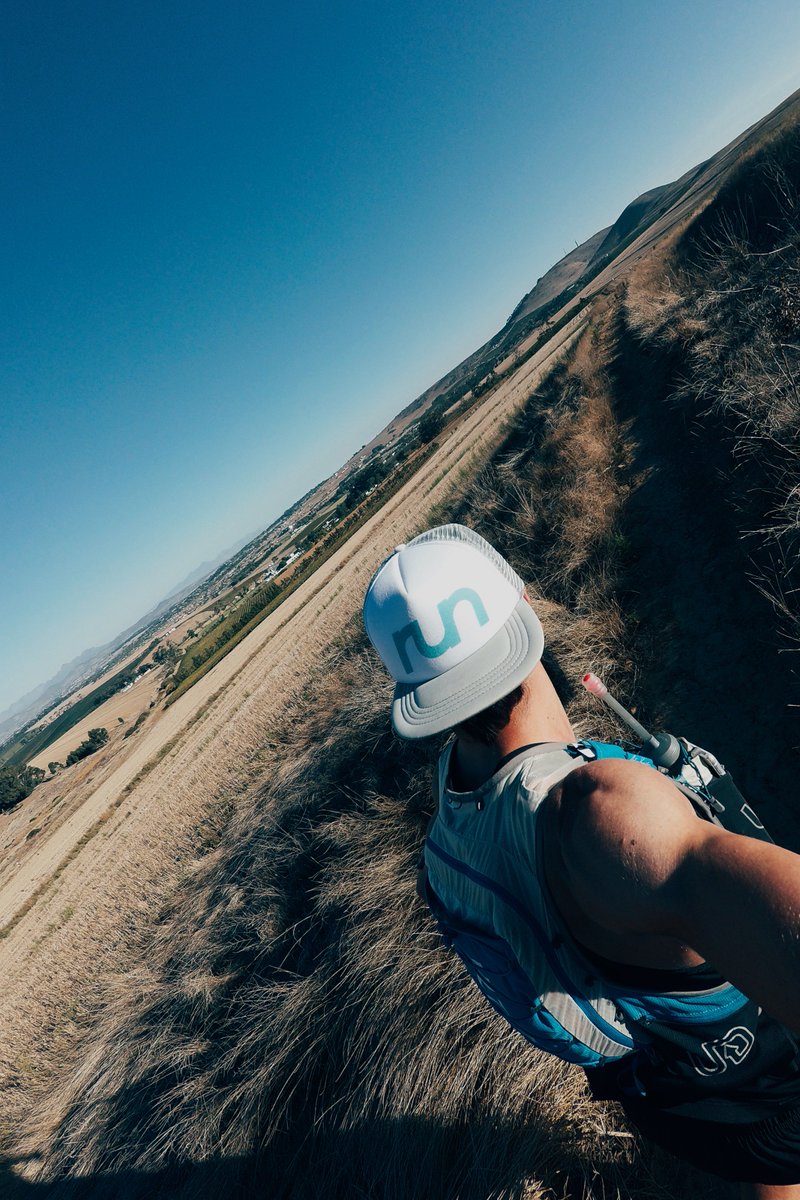foreverfasterae's tweet photo. Kicking off what will hopefully be another big week on the trails 😁 @runtheafricanx isn't going to train for itself 😋 #foreverfaster #UDhydrates #RUNstore https://t.co/HbEDP2uRxb