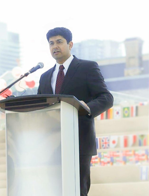 rafzal1305's tweet photo. @imranmian is a great politician to help improving the lives of Mississauga-Erin Mills constituents. He is receiving an overwhelming support from the community to get elected as MPP on June 7, 2018. #ImranNow #ErinMills https://t.co/I31UHzhOJc