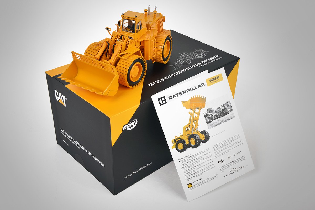 CCModelsINC's tweet photo. Unsealed: 1:48 Cat® 992B Wheel Loaders Have Arrived! #ClassicConstructionModels #Caterpillar #992B #WheelLoader #148scale #DieCast #PrecisionScaleReplicas
https://t.co/74JsU0pdLi https://t.co/wiZYb14V8X