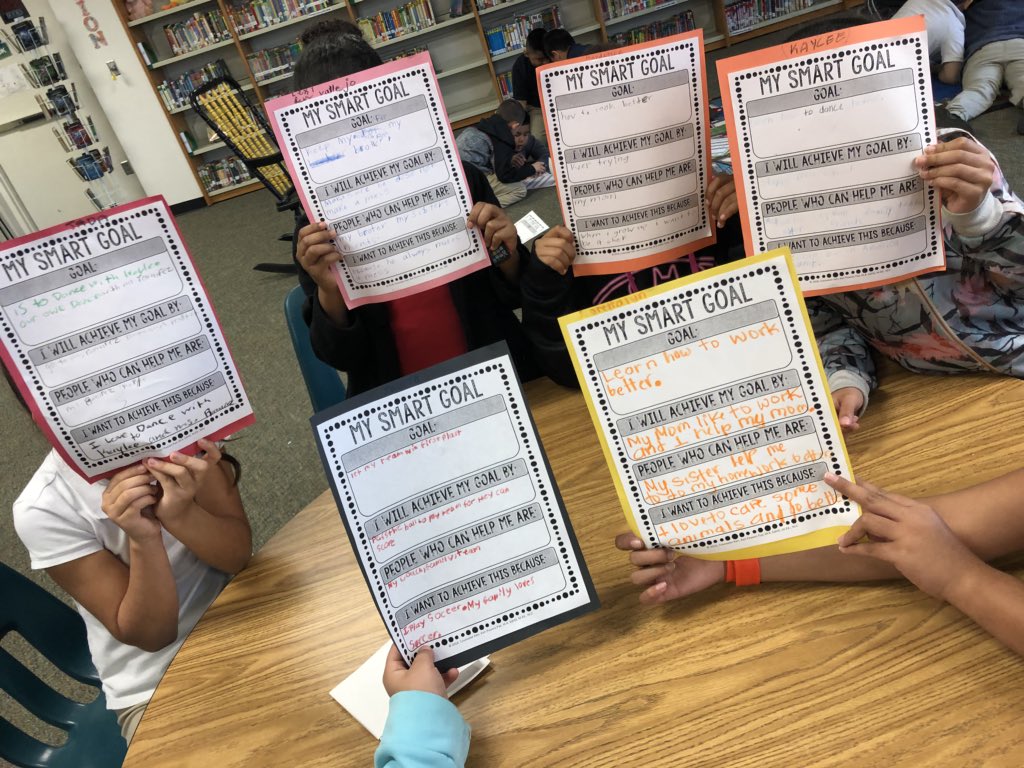 Mrs_Malig's tweet photo. Guidance lesson over SMART goals with our Hawks #GISD #GuidanceAndCounseling #FreemanHawks https://t.co/IC08WJsN3X