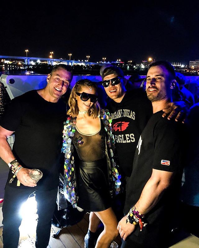 pduvs's tweet photo. What an amazing trip to Miami for #Ultra20. Can’t wait for @ultraeurope who’s going?? 😜🇭🇷🎶. 📸 @mandybasic @parishilton #ultrafamily #edm #ultra #nikeRT #miami https://t.co/OYNXH4JlrH https://t.co/a8EY6qrgQa