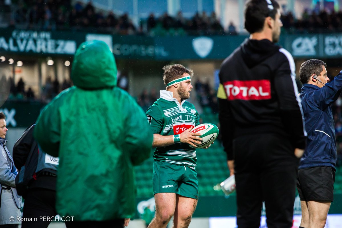 SectionPaloise's tweet photo. 📸 Retour en images sur Section - @OyonnaxRugby avec les clichés de @RomainPerchicot 👉 https://t.co/ApwSZgAfh4
#SPUSO #TOP14 #EnVertEtContreTous https://t.co/LH3eOW5utD