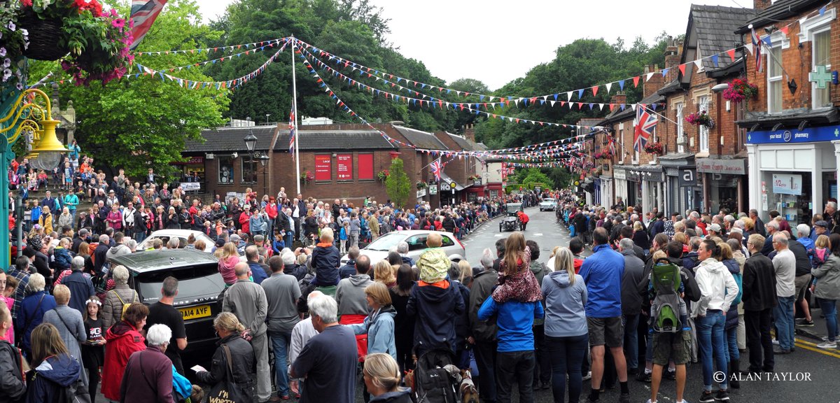 Main field full and I mean FULL..  cars, bikes , m'bikes , military , commerical, traders, food, bar, attractions , live music, stunt bikes. We could still squeeze a couple more traction engines and historic boats. Is it in your diary ? JUNE 24th