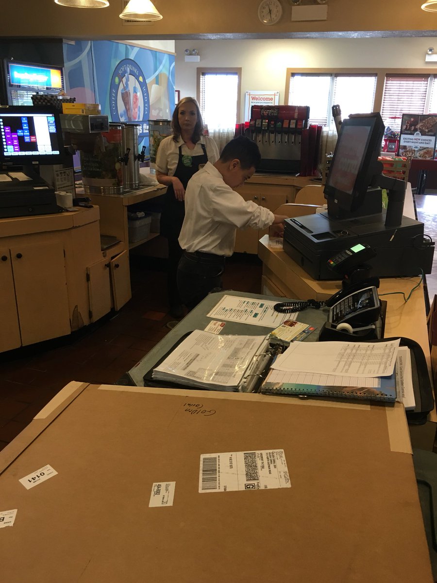 DBHS_TSW's tweet photo. Lucinda is back to work @goldencorral #postspringbreak #stillworkinghard https://t.co/DFQjXMP2Hl