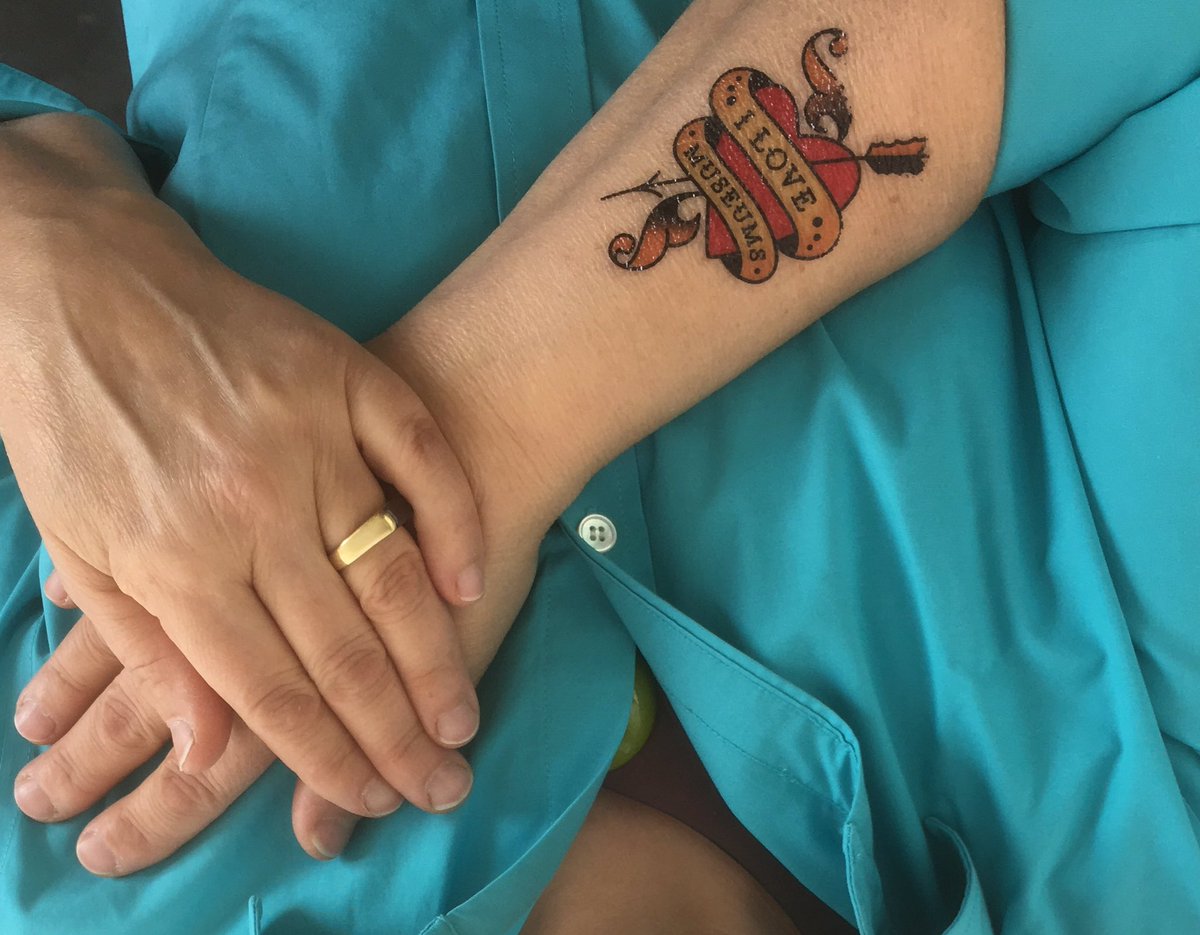 Temporary tattoo love