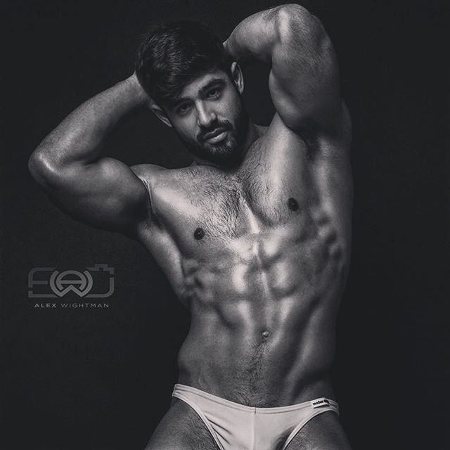 _ModusVivendi_'s tweet image. Thank you! Swim by @_modus_vivendi_ model @dantai.pt 🎥 @alexwightmanphotography e-modusvivendi.com #pureelite #miamipro # fitfam #fitness #bodybuilding #bodybuilder #wbff #wbffpro #pca #ukbff #ifbb #fitmen #ukup #muscle #abs #musclemen 📷: @alexwightmanphotography