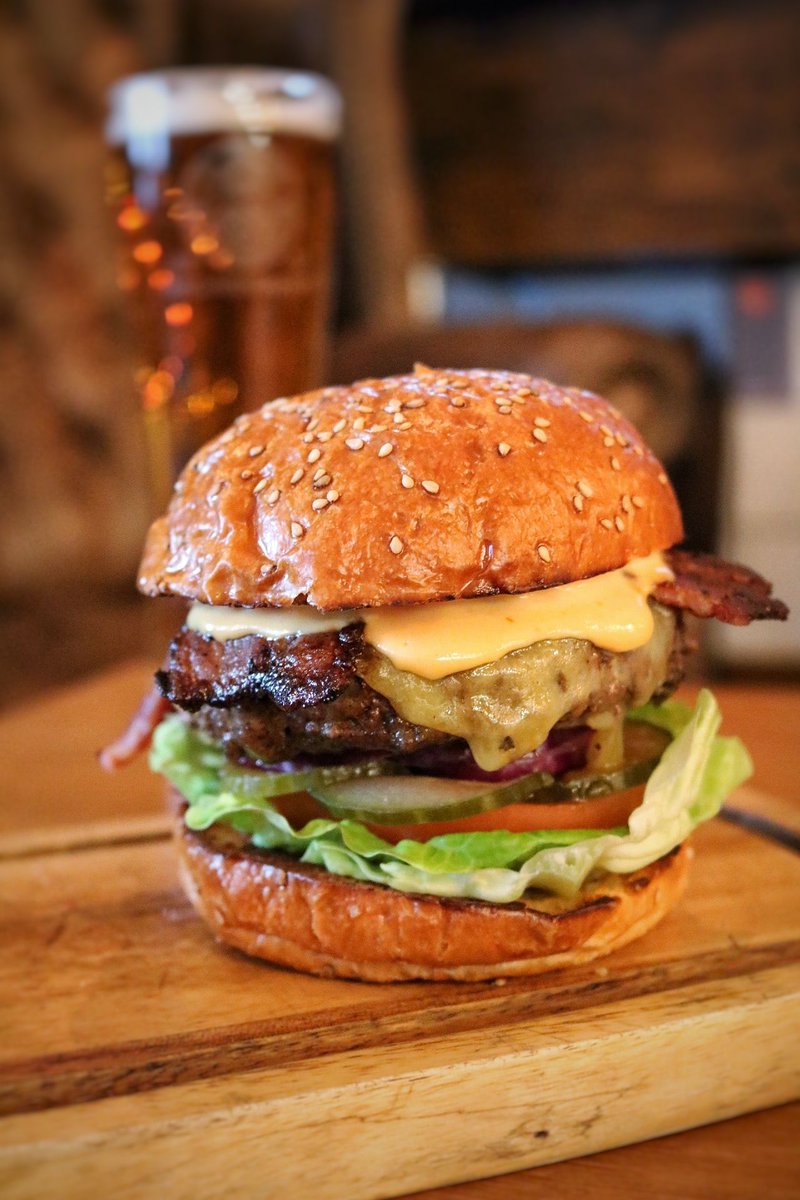 Mettricks tweet media