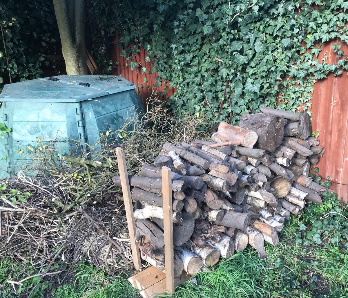 RifflePool's tweet image. Our enlarged garden animal hotel complex ready for guests.