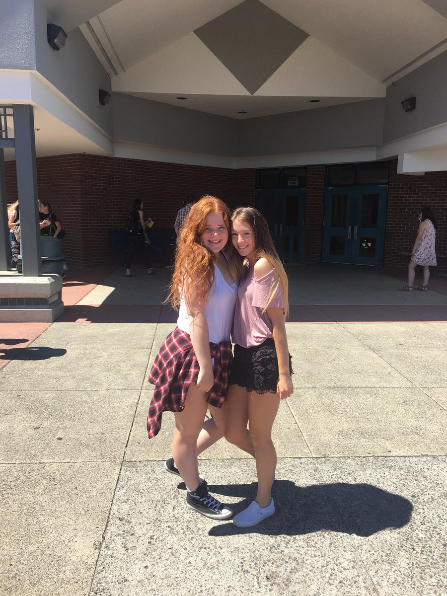 haileystarness's tweet photo. Happy birthday @allyturkk ! I love you and have fun being 17 💖 https://t.co/MKavfOKbTR