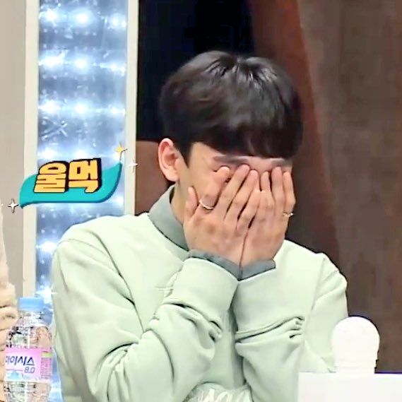 LUCERO920921's tweet photo. 종대 뚁땽해....🙈🙈🙈🙈 기여어...ㅠwㅠ...씹덕잔치.... https://t.co/Qsw0VcrFun