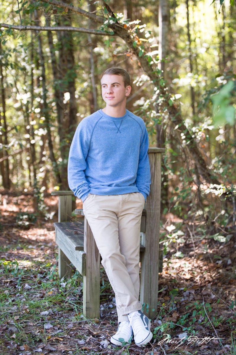 MartyPettit's tweet photo. Excellent shoot, excellent young man.

#martman #seniors2019 #seniorphotography #TupeloSenior #seniorportraits #seniorphotos #MartyPettitPhotography https://t.co/LaAvWjZBDG