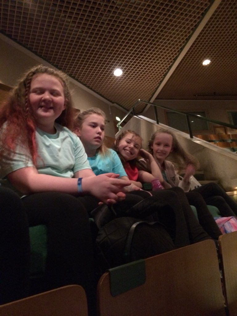 STBPrm's tweet image. The stage is ready. Not long to show time @stdavidshall #rubicondance