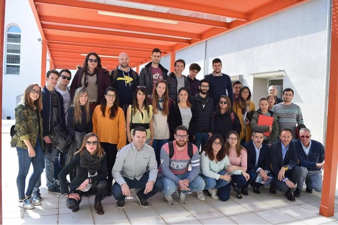 dennyf11's tweet photo. Arrancamos 2Fase de Nuevas Ideas Empresariales #EmprendedorUA https://t.co/u0dV5dEkNG