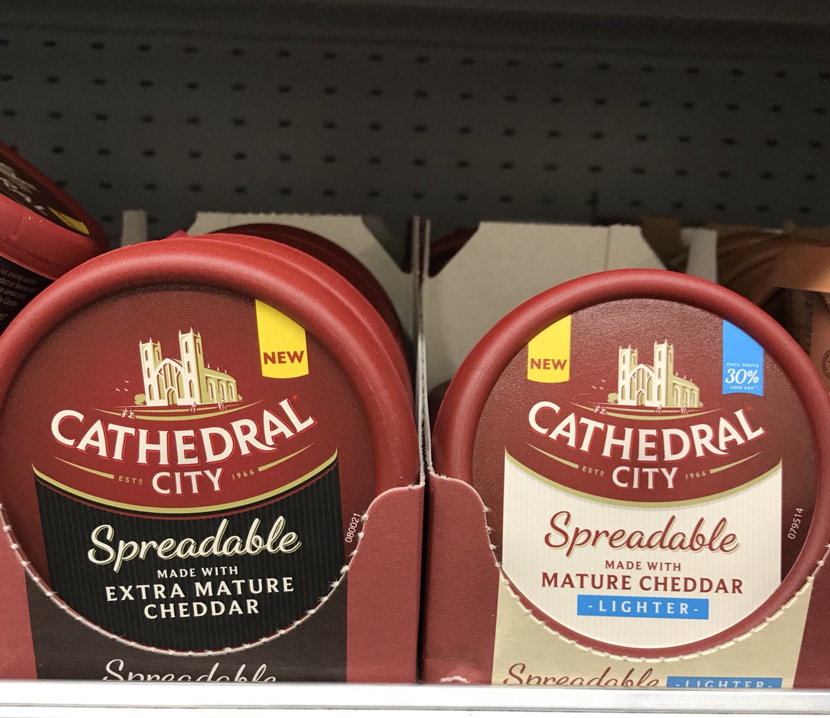 All_Things_New_'s tweet photo. Cathedral City Spreadable Cheese! @CathedralCity #cathedralcity #cheese #spreadable #spreadablecheese #cheddar #maturecheddar #extramaturecheddar https://t.co/SLykBB0NSn