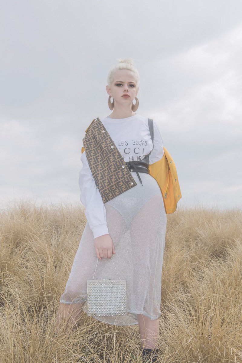 Monstreinternet's tweet image. “Les femmes vous êtes comme des frères pour moi” campaign, March 2018.
-
monstreinternet.com