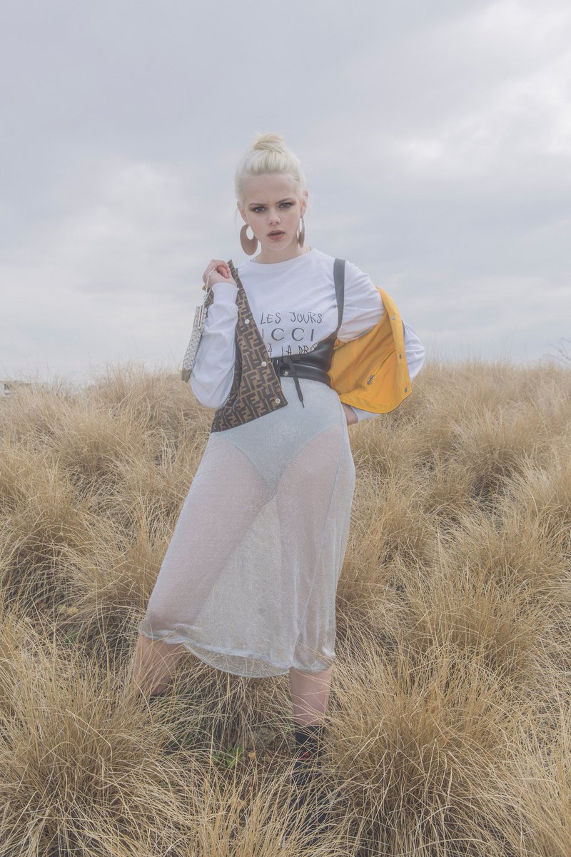 Monstreinternet's tweet image. “Les femmes vous êtes comme des frères pour moi” campaign, March 2018.
-
monstreinternet.com