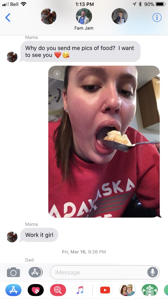 qbvtler's tweet photo. Did I turn my family group chat into a parental friendly version of Snapchat cause my parents wanted to see more pictures of me in my everyday uni life?? Yes. Do they regret it?? They better freakin not cause I am sending quality pics with descriptive updates #puregold https://t.co/wsjVDRMws0