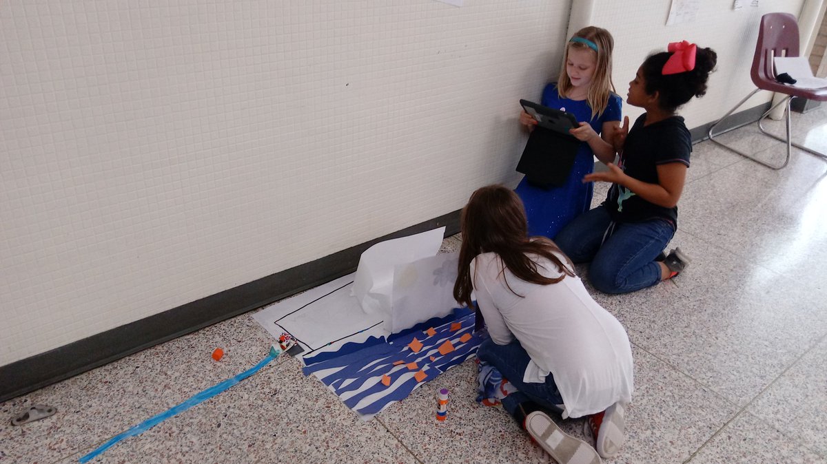 MsHaleyDean's tweet photo. Check out our fun @Ozobot project a group of #giftedandtalented @WISDMontessori 2nd-4th graders have been working on...blending character and plot development, settings using #paperstructures and @LEGO_Group, video production and #coding https://t.co/gGKiBBJXKg