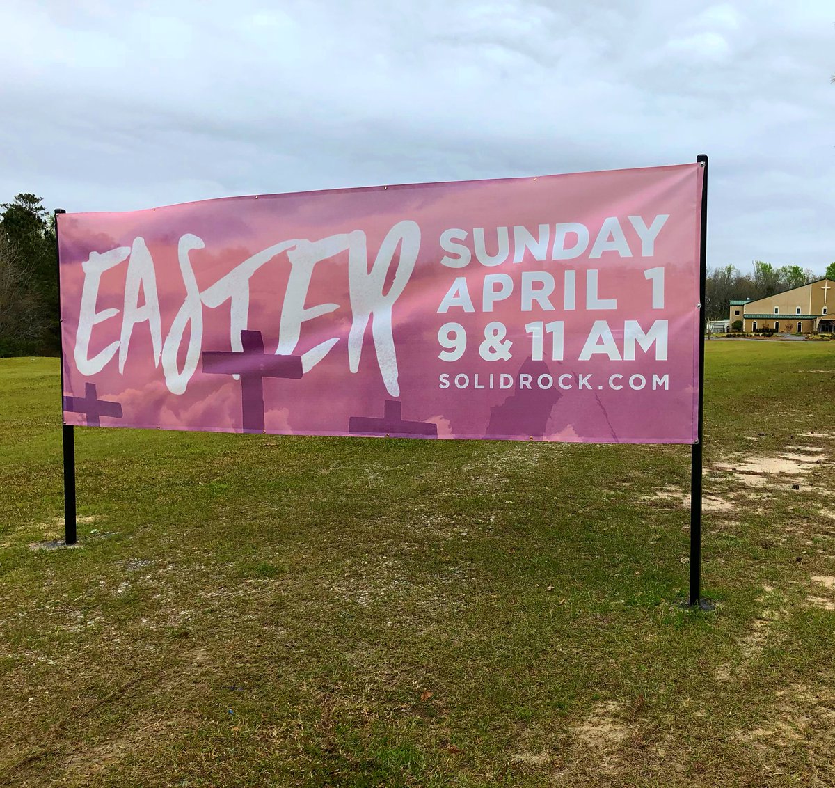 solidrockGA's tweet photo. The tomb is empty but the church won’t be! Come early to get a great seat! 2 services for Easter at Solid Rock: 9a &amp; 11a https://t.co/bjV9Fciogx