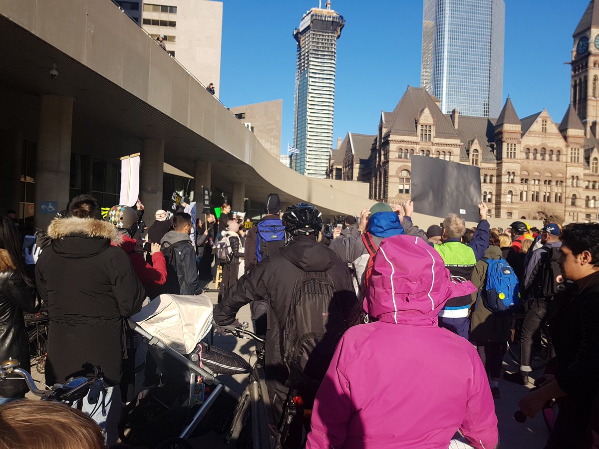 TranspoEquityTO's tweet image. The rally for safer streets just before our die-in. Traffic-related deaths &amp;amp; serious injuries ARE preventable! Let's save lives &amp;amp; build safe streets! @FFSafeStreets @Walk_TO @CycleToronto @ScarbCycles #TransformYonge #VisionZeroTO #saferoutesnow #VisionZero #speedvaccine