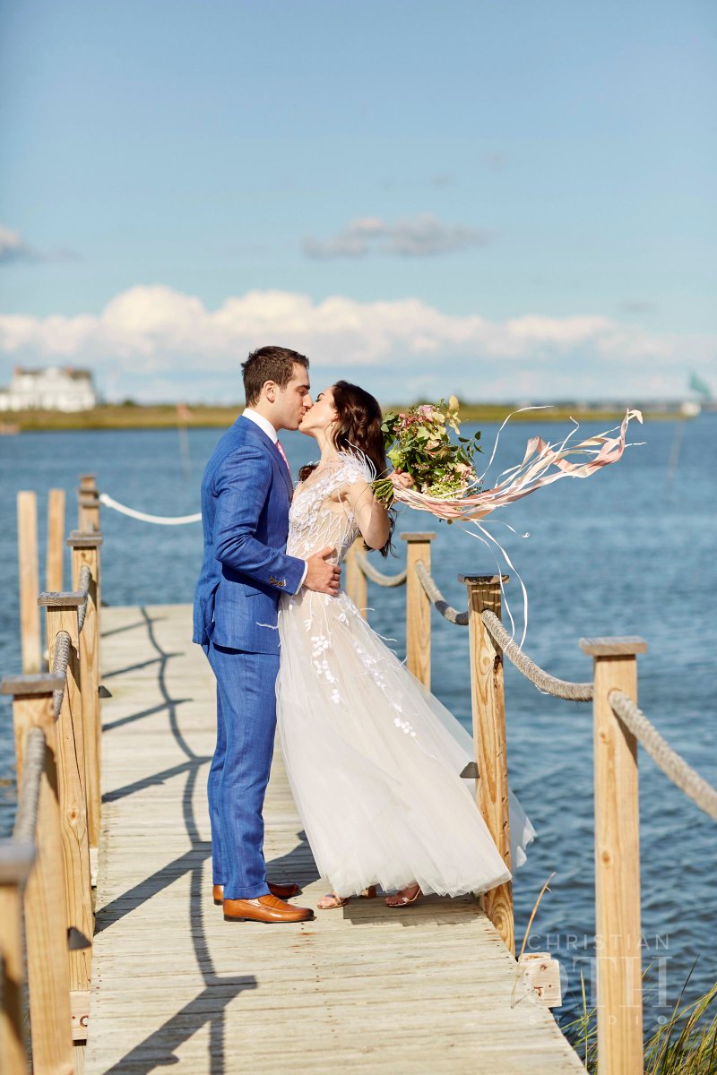 So excited! Finally added Rachel and Jared's wedding to our website. #GardenGlamour  wp.me/p7rAxQ-xg <a href="/HankLaneMusic/">Hank Lane Music</a> <a href="/sonnier_castle/">Sonnier & Castle</a> <a href="/christianoth/">Christian Oth</a>