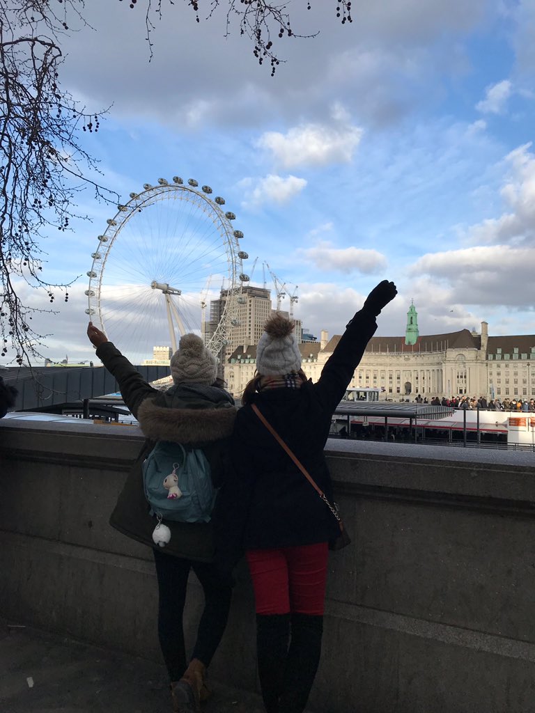 cameronalphaphi's tweet photo. From London, to Florida, to the Texas Tulips, to Graceland, and the Ozark's the sisters of the Theta Rho chapter were miles apart. Good thing we are all connected by heart!! We had a wonderful Spring Break but are so glad to finally all be back in the same zip code. ❤️☀️ https://t.co/AK1KsXewBE
