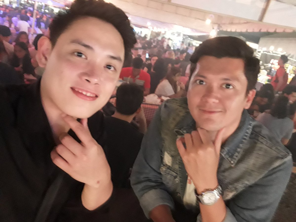 ErickMortelle's tweet photo. At Sugbo Mercado.. 🥘🍲🥗🍛🍜 https://t.co/KeOSlolnsH