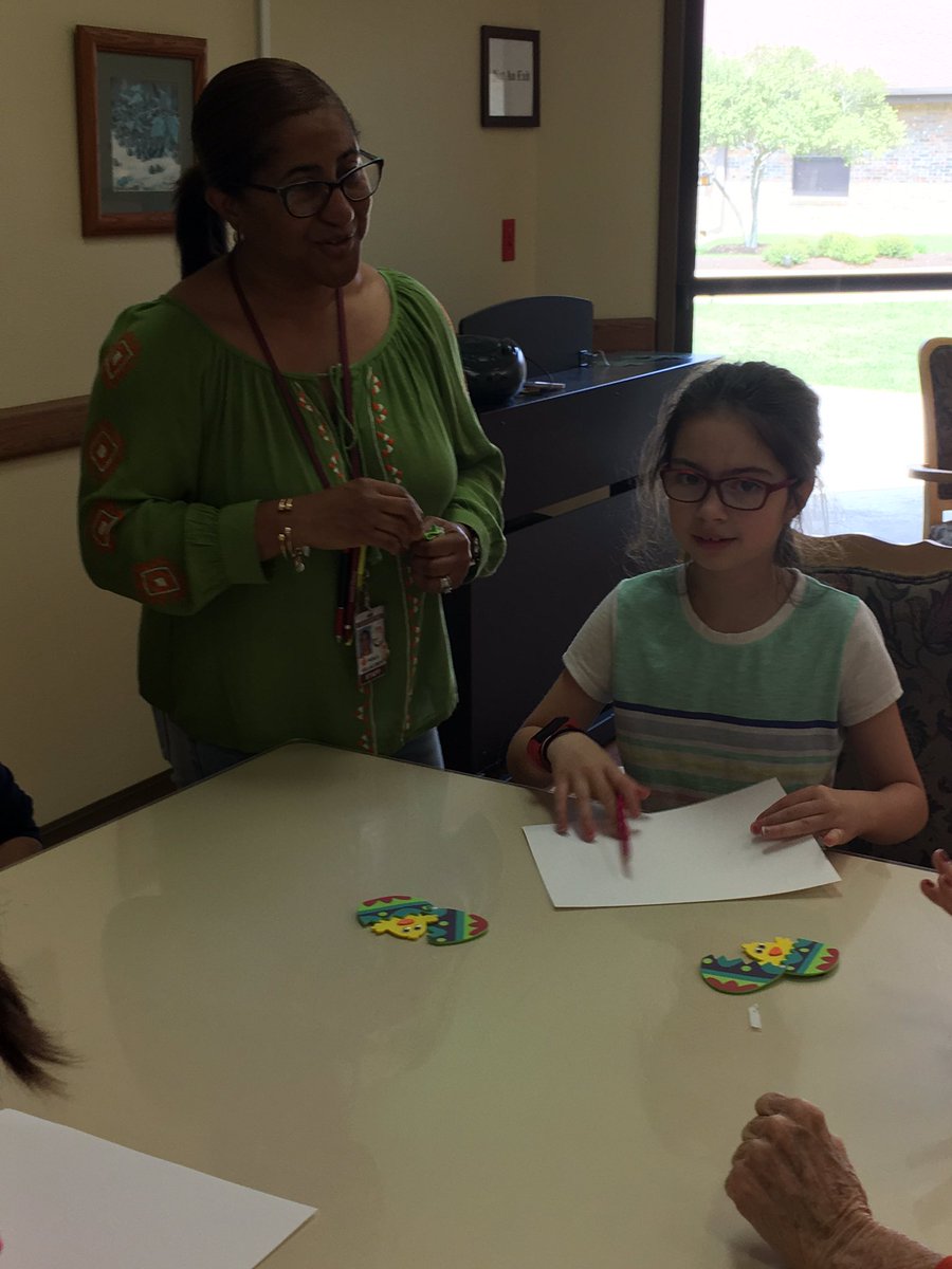 rtill_till's tweet photo. Navarro 3rd grade Student Council making Easter chicks with residents at the Nursing Home! Way to go Navarro students for a great community service project!! #NavProud #lisdchampions https://t.co/lHnFcFxU5D