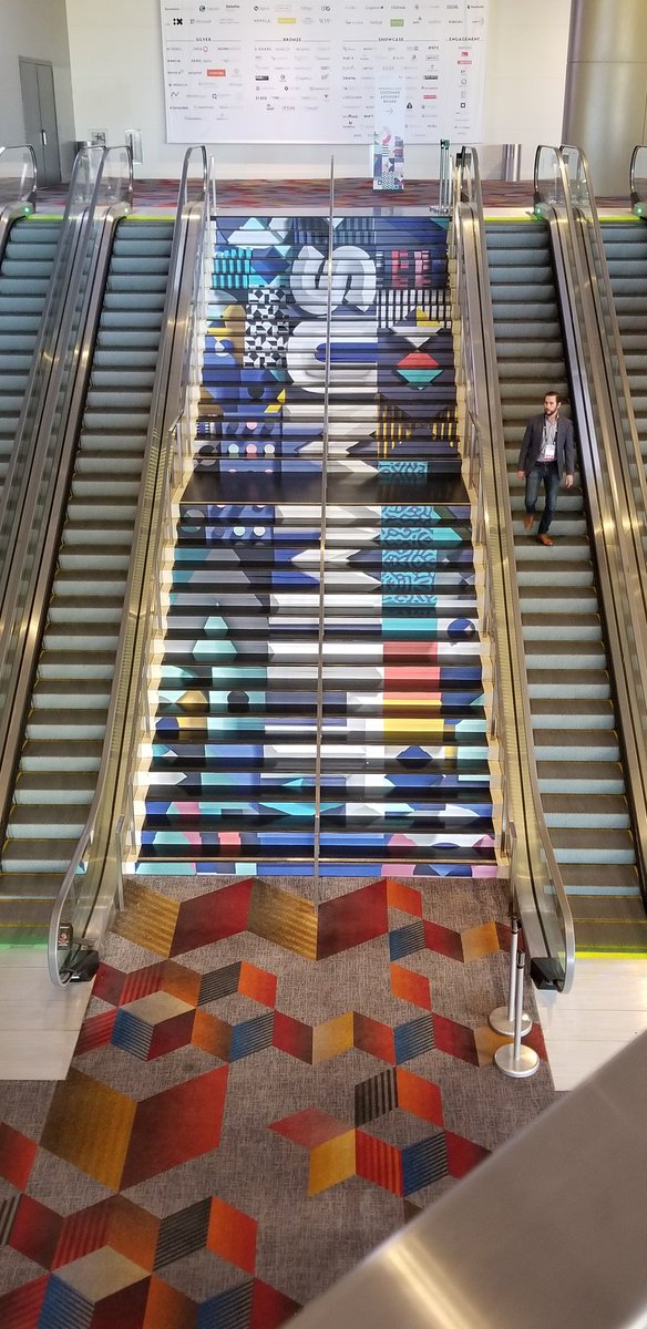 TheMindofJen's tweet photo. #AdobeSummit does branding well! This 3D wall is both amazing and disorienting... but mostly amazing!
#adobesummit2018
#AEM
#enhancingknowledge
#ATTBizLife https://t.co/Kw5tBp4zRs