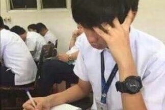 NazareAmarga's tweet photo. prof de matemática:  entenderam a matéria? 

alunos:  simmmm

na hora de fazer os exercícios: https://t.co/2VsJFqlgVb