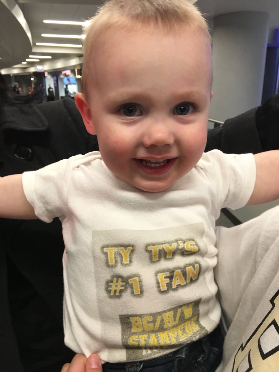 A big thanks goes out to all the family, friends, and supporters in the community who rallied around the Stampede🏆@BGHW2017 <a href="/BG_BlueCrew/">BGHS Blue Crew</a> <a href="/HerseyOC/">Orange Crush</a> <a href="/WHS_CATPACK/">WHS CATPACK</a>