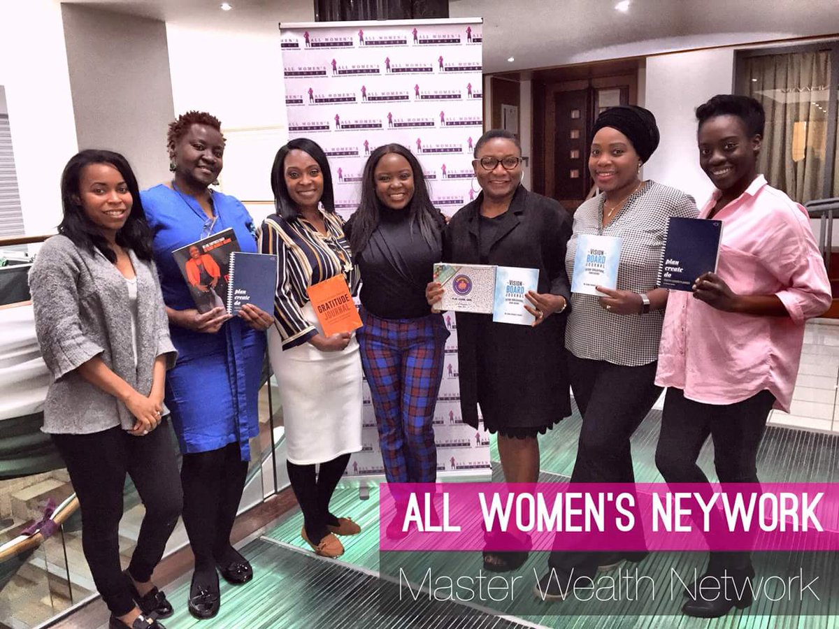 AllWomensNetwo1's tweet photo. #PressforProgress

#AWNAC18

All Women's Network Meet up 
Vision Board workshop. 

@CllrDRodwell 
@cllrbright 
@AllWomensNetwo1 @arinolaaraba 
@lbbdcouncil @LondonCU @CllrAshraf @MOMS_LDN @BDPost @womensgrid @MillionWomen @MT_Women @whywomen @RosaForWomen @SolaceWomensAid https://t.co/QqbZlsaeyU
