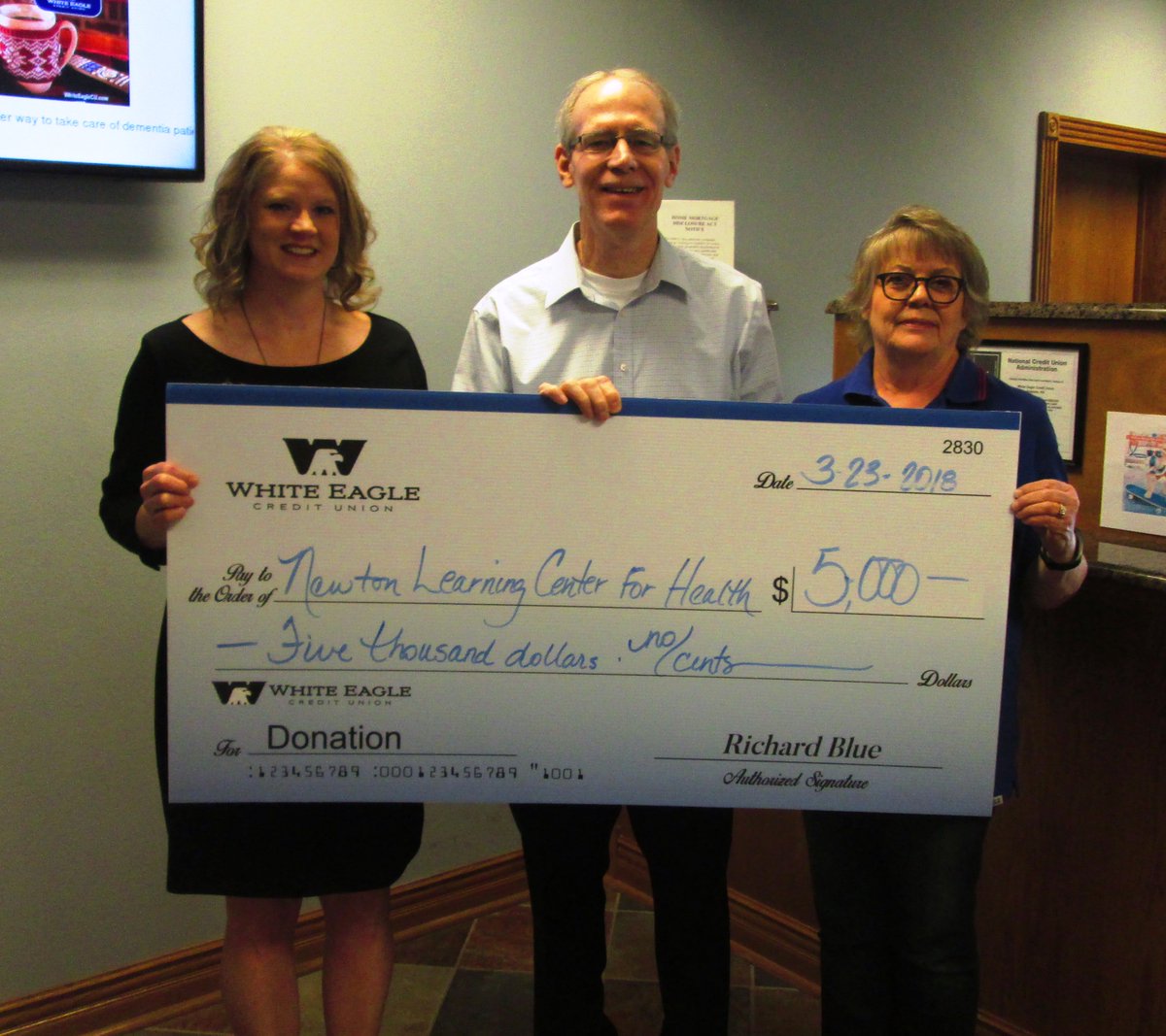 WhiteEagleCU's tweet photo. Not for Profit, But for Service.
White Eagle presented a check to Carrie Herman, Exec Director for the Kansas Learning Center for Health Inc.
To learn more about Kansas Learning Center for Heath; visit: https://t.co/az0Xh4v8eR #NotforProfitButforService #MakeaDifference https://t.co/NfpOQJCWgk