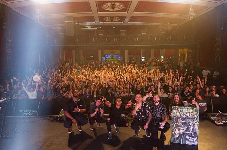 FlowLife_Ent's tweet photo. Huge amount of hometown love for @throughtheroots this weekend at @observatorynorthpark putting up their strongest numbers to date.
I love our team. #growth 
🎥: @jpkouri https://t.co/0lAO8itfwx