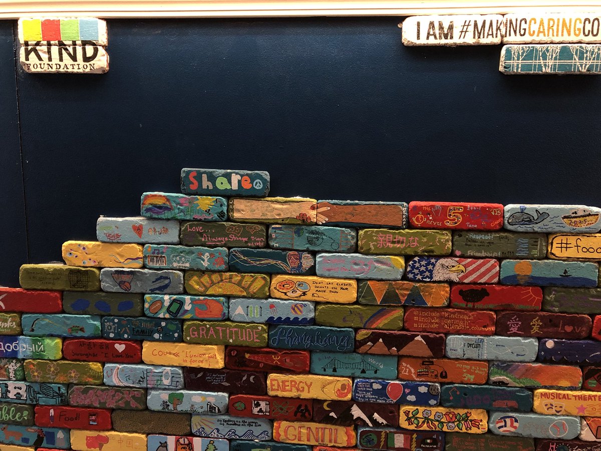 bluedaisyteach's tweet image. #grade2 student finished our brick #walltherapy @MCCHarvardEd @KINDSnacks @ACSRochester #makingcaringcommon