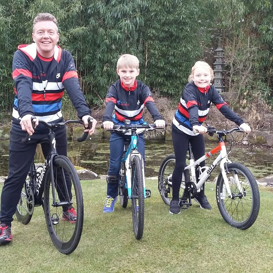 edwarddeefund's tweet photo. Delighted to introduce my first sponsor, Stephen Beverley @stevebevs @WindmillFSLtd.  Thank you so much for having faith in me &amp; offering sponsorship Stephen - I'm very excited about working together in this partnership.  
https://t.co/YoV6eOGcsC https://t.co/rprSOKMYBz