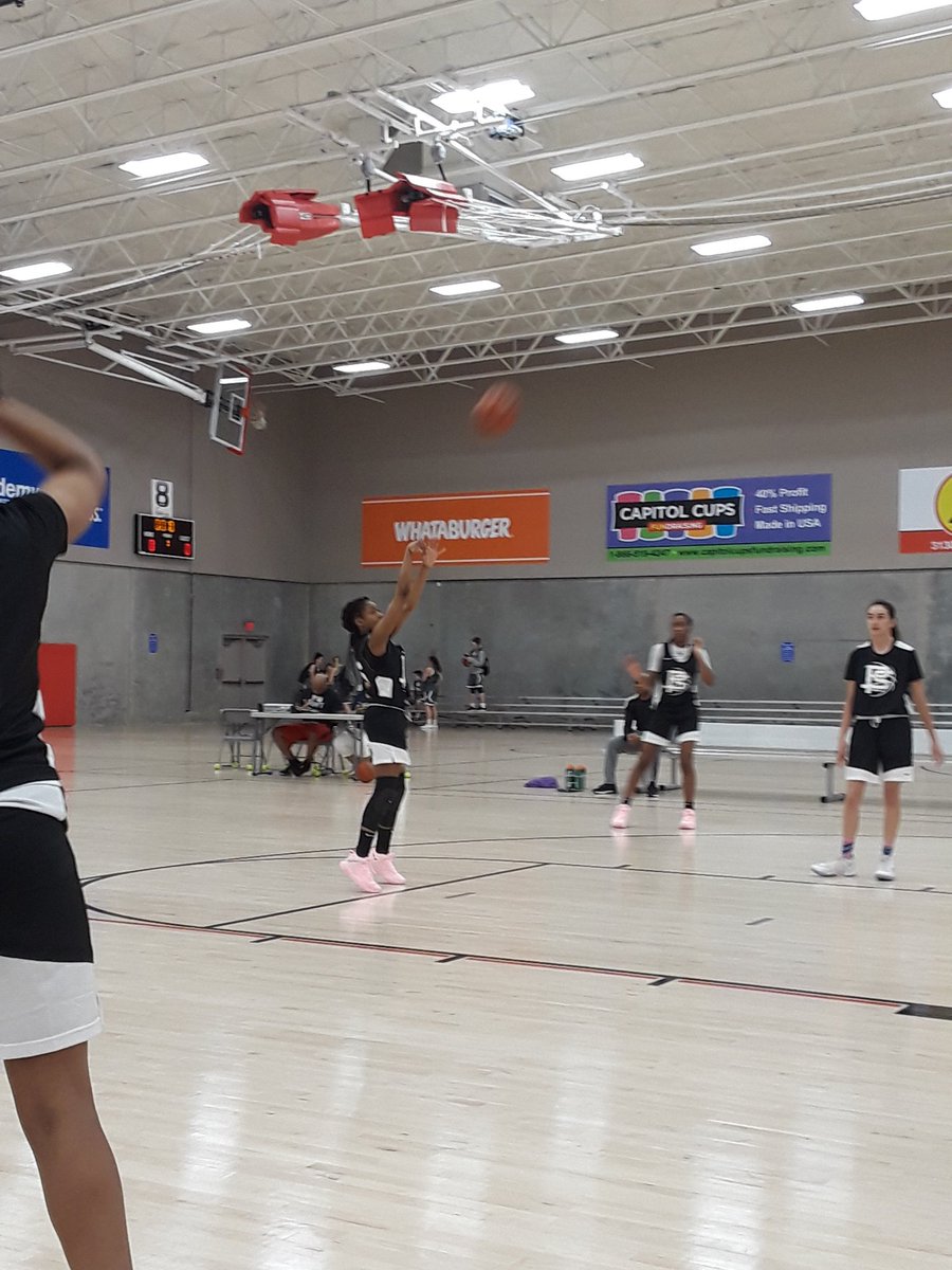 1st tourney in the books with @ProSkillsGBB 15U Black.  Enjoyed grinding with my new squad 3-1 not bad...but we still need that work!!  💪🏀😄 #YellowRoseofTexas #LetsGrow