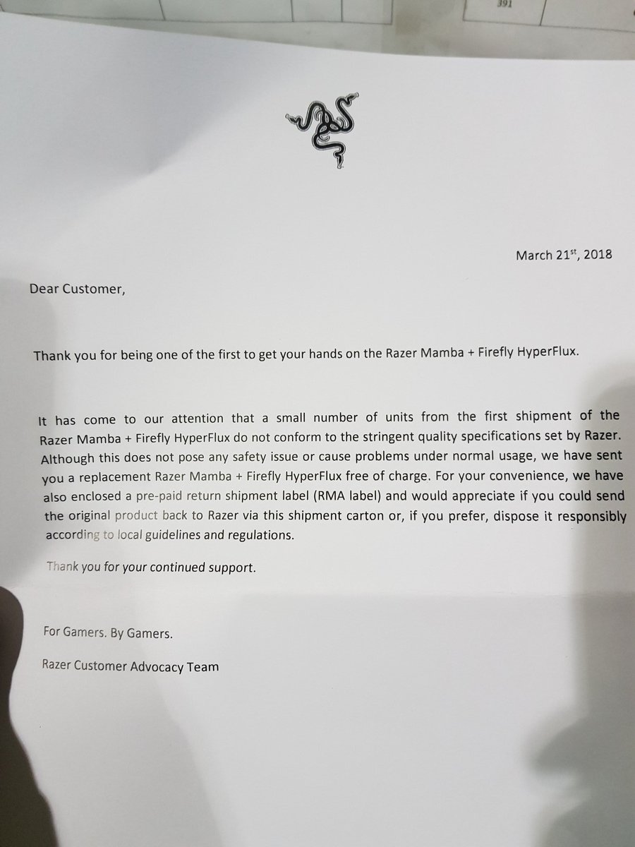 Another reason I love <a href="/Razer/">R Λ Z Ξ R</a>! Today I got an unexpected parcel delivered and this is what was inside.Nothing is even wrong with my original Hyperflux, but Razer wasnt taking chances! World class customer services from <a href="/minliangtan/">Min-Liang Tan</a> and the team!