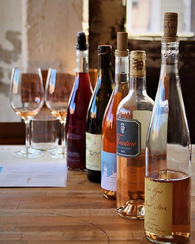 salumeriasf's tweet photo. Happy Monday! April is almost upon us and that means 20th Steet Wine Club members will receive their next dosage of awesome wines chosen by our very own @samuelbogue. If you haven’t signed up yet, there’s still time! 📸 @flourandwatersf https://t.co/M5AyqvMK4u https://t.co/KKaFQjyZcU
