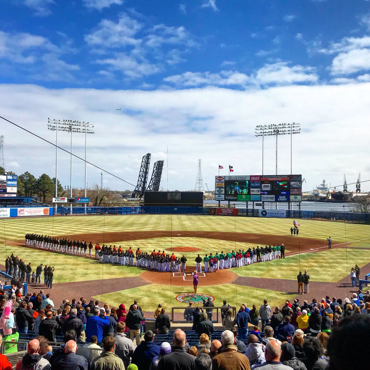 NorfolkTides's tweet photo. Baseball is back! 🙌🏼 https://t.co/VZqTCC45nj