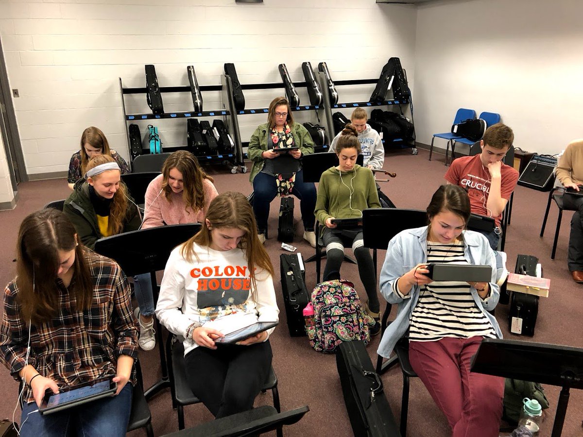dave_getz's tweet photo. My students had a blast being introduced to the great app, "Rhythm Cat."  Each person was able to work through the levels at their own pace for 10 minutes.  The Lite version is free and offers 15 levels that progress in difficulty.  #musiced #rhythmgames #MusicEducation #musicfun https://t.co/Kh9N6BF6Ru