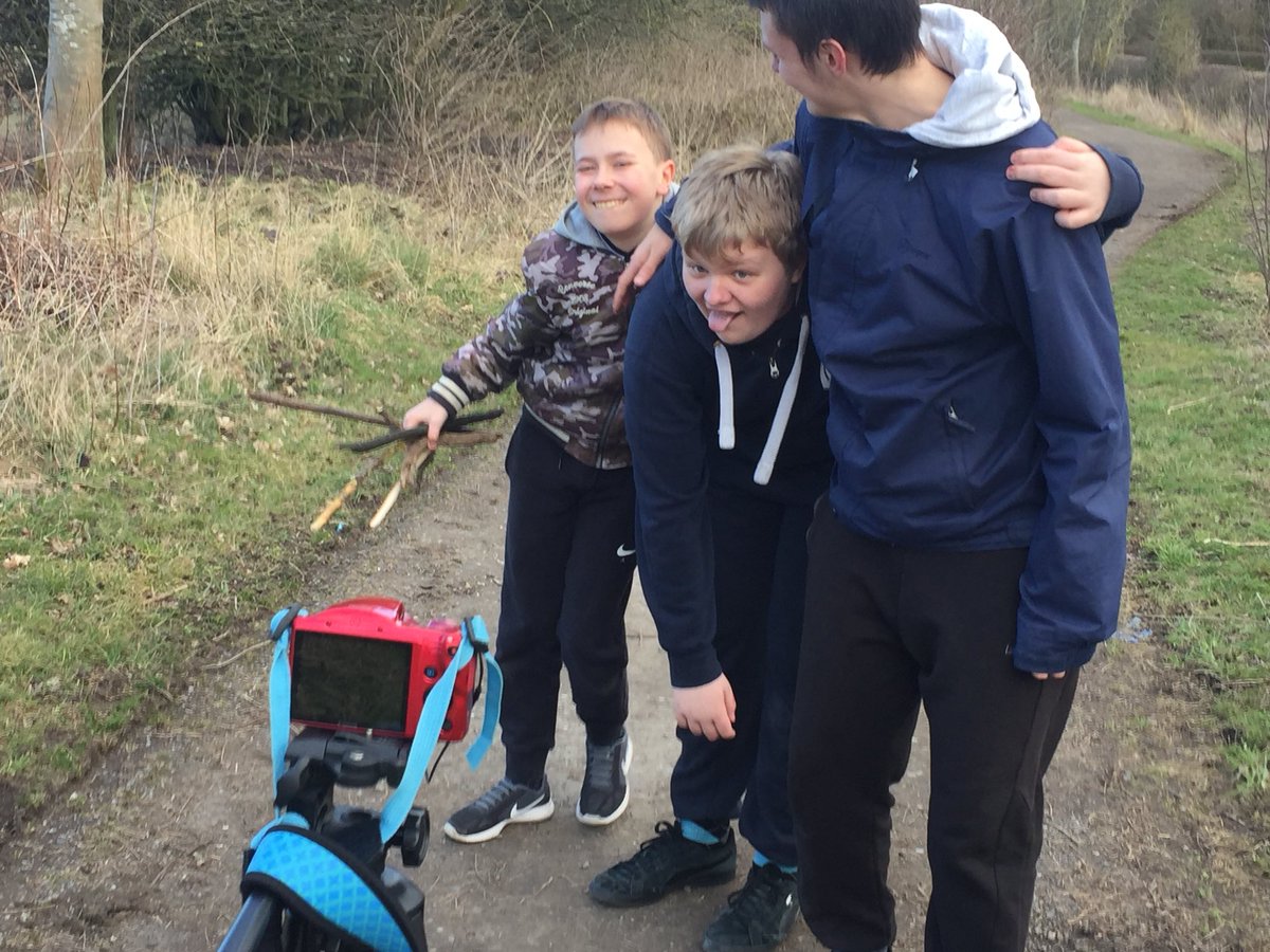SilverdaleNT's tweet photo. The members of #SilverdaleDramaClub made good use of today’s settled weather as they filmed in the Weetslade area tonight. We can’t wait to see the final production! 🎬🎬🎬🎬 https://t.co/883vhkZ7TR
