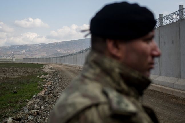 PediciniEu's tweet photo. La #Turchia usa i soldi dell’#UE per comprare armamenti usati dall'#esercito turco nella guerra in #Siria. È inaccettabile!
La nostra #LauraFerrara presenterà una #interrogazione parlamentare alla #Commissione europea per far luce su questo abuso: https://t.co/zwBmhrbvH4 https://t.co/BR1LAleK13