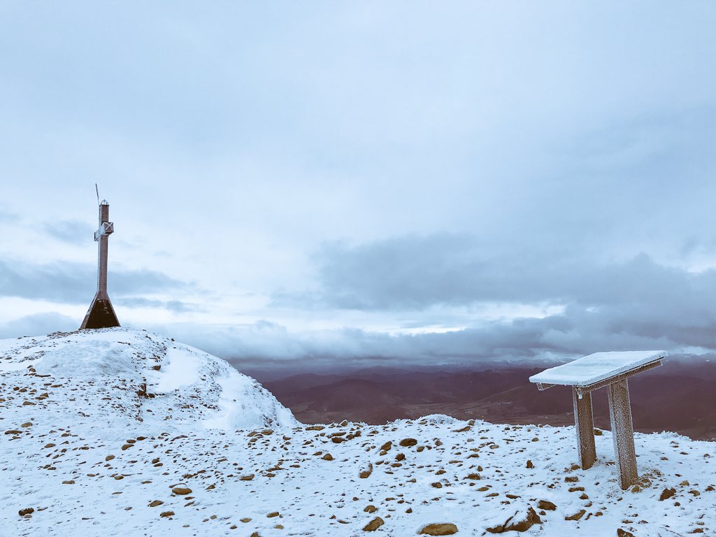 trackview_es's tweet photo. Seguimos mapeando las montañas y las rutas iconicas con la tecnología de #googlestreetview para acercar el outdoor a los amantes de la naturaleza. Esta vez estuvimos en la Peña Oroel cerca de la cuidad de Jaca, Aragon, España.
Gracias a @TrailHernando @suarezclimb @DAlpinista https://t.co/Bws5SODmyL